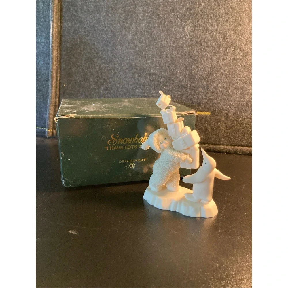 Department 56 Snowbabies I Have Lots To Give Figurine Penguin Gifts 56.68114